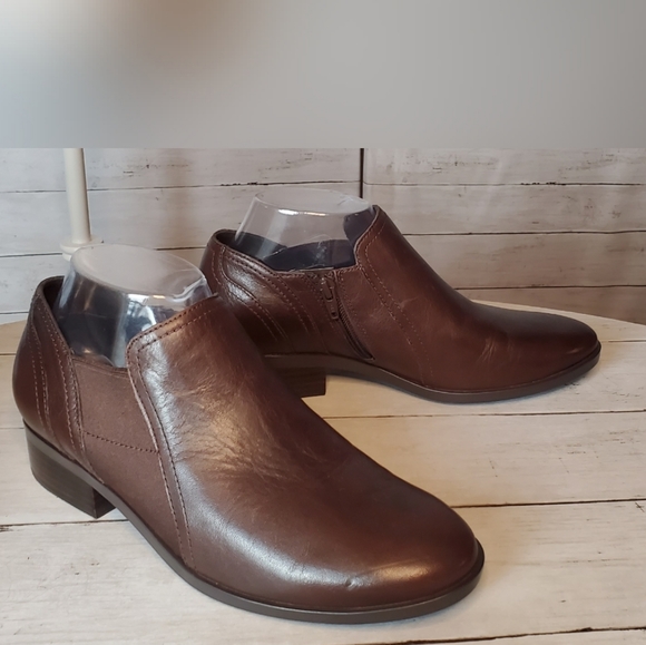 NATURALIZER Royal brown leather bootie sz 8 wide - Picture 8 of 15
